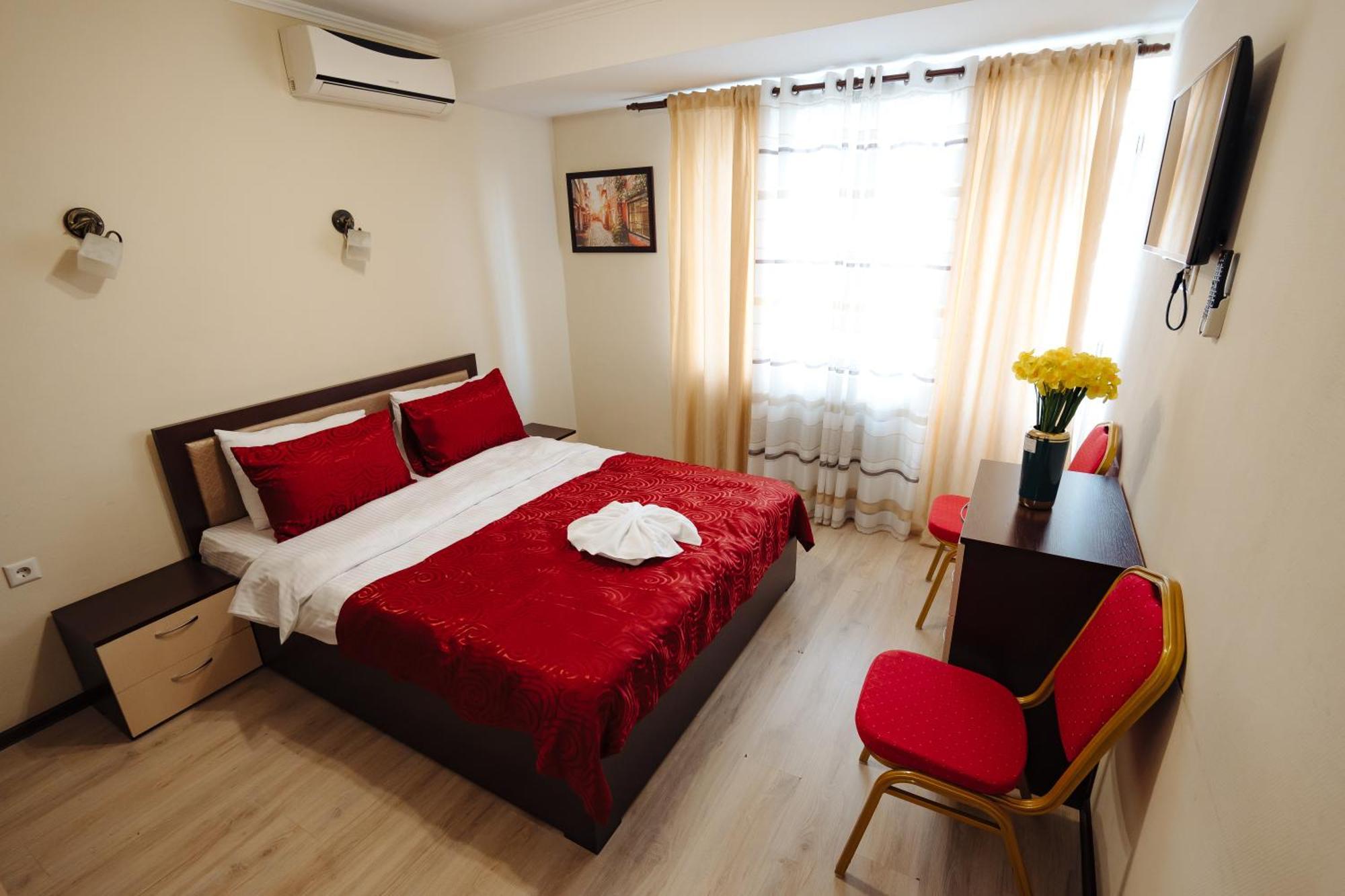 Lolo'S Bliss Hotel تشيسيناو المظهر الخارجي الصورة