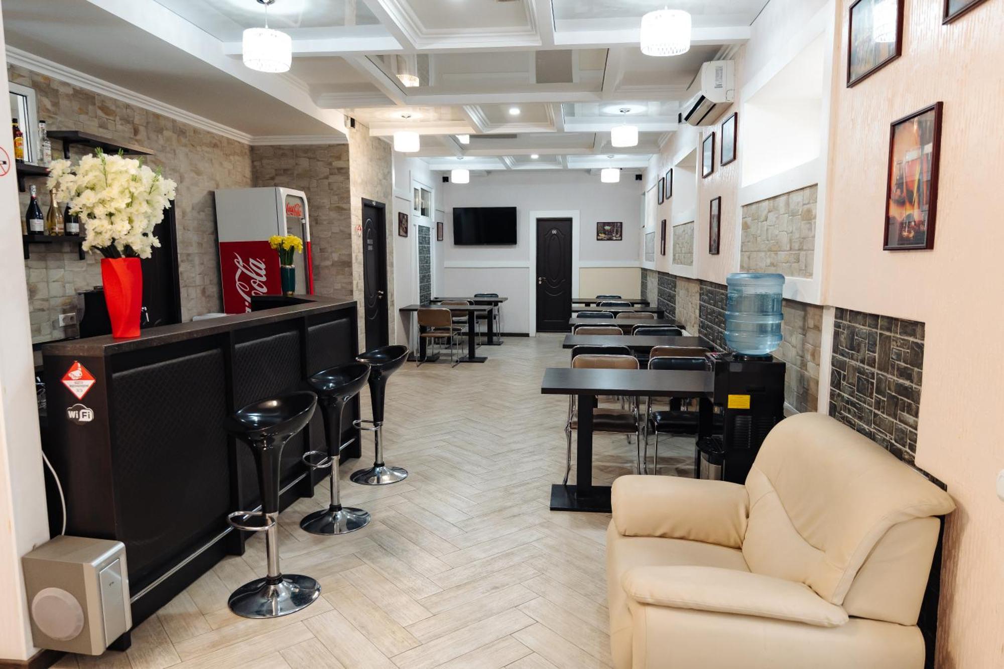 Lolo'S Bliss Hotel تشيسيناو المظهر الخارجي الصورة