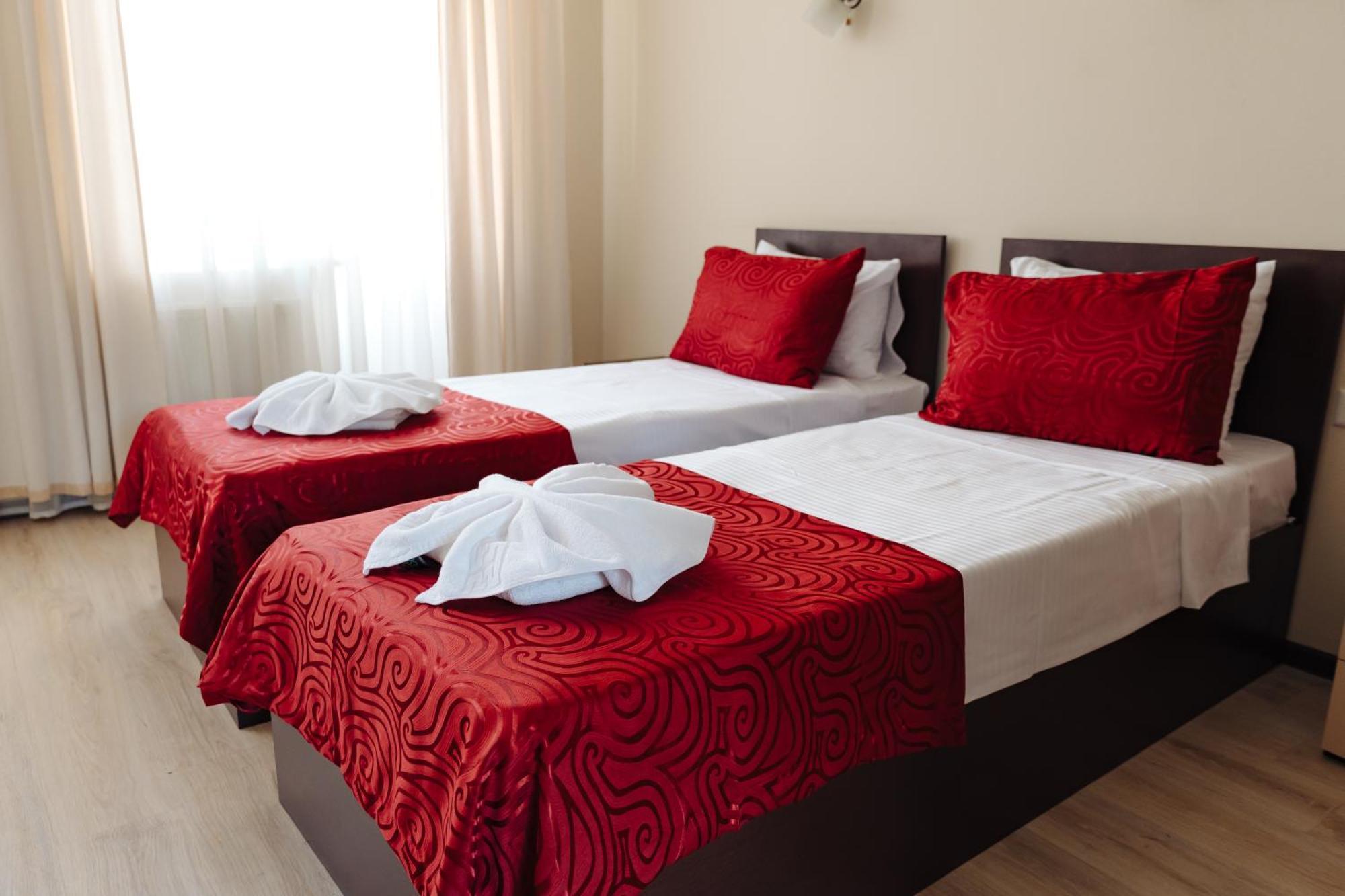 Lolo'S Bliss Hotel تشيسيناو المظهر الخارجي الصورة