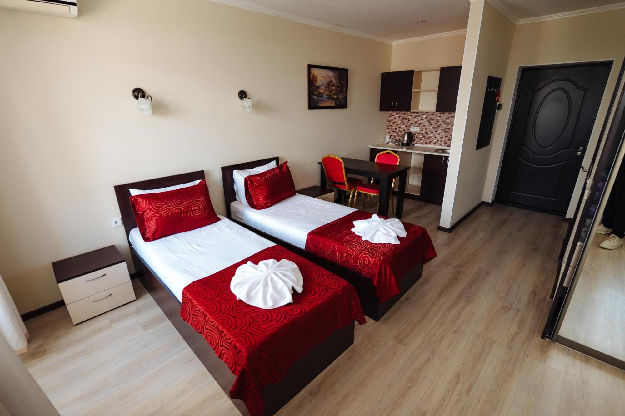 Lolo'S Bliss Hotel تشيسيناو المظهر الخارجي الصورة