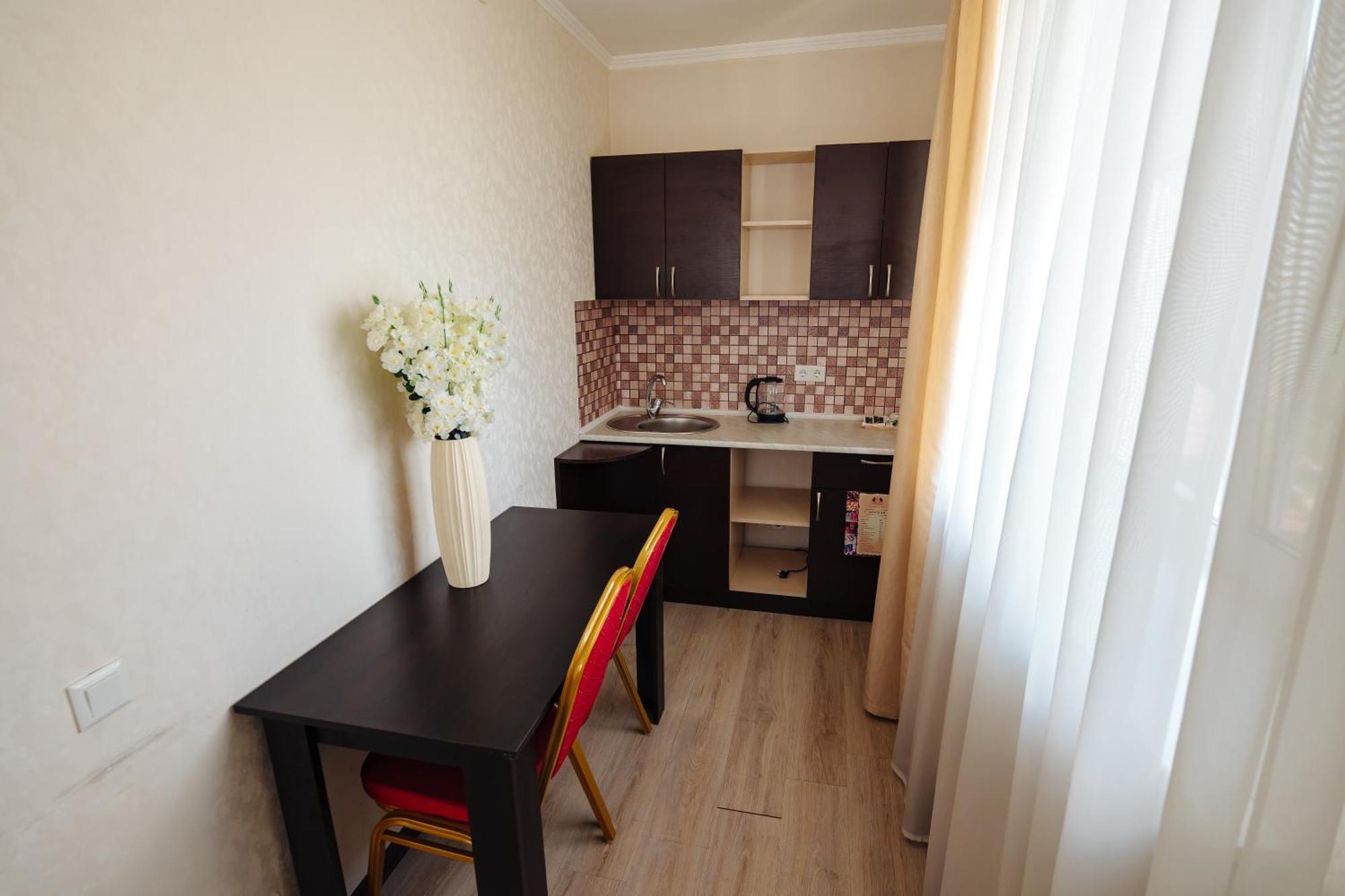 Lolo'S Bliss Hotel تشيسيناو المظهر الخارجي الصورة